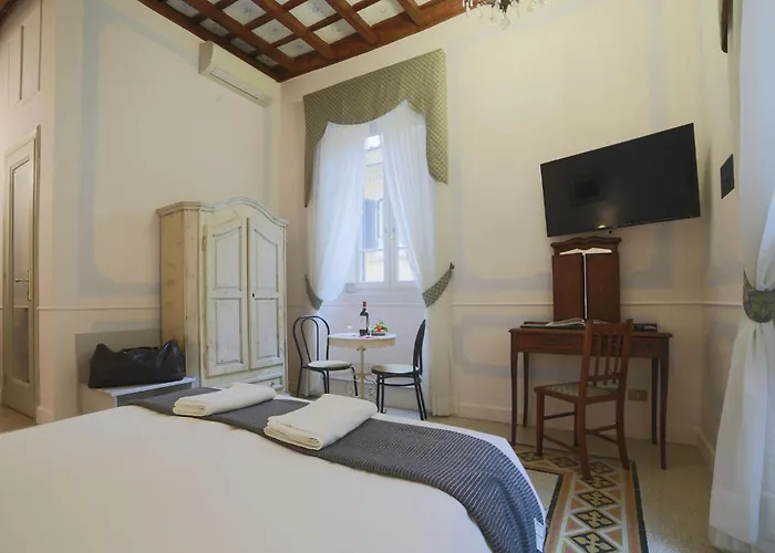 Oda ve Kahvaltı La Maison Dell'orologio