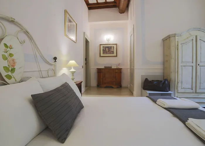 Oda ve Kahvaltı La Maison Dell'orologio 4*